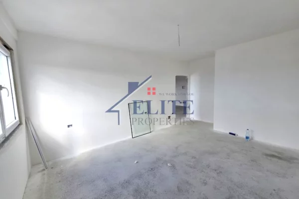 Shtepi ne shitje Apartament ne Tirane, 1+1, Mobilimi Bosh, pa mobiluar, Pagesa 81,669  Euro.