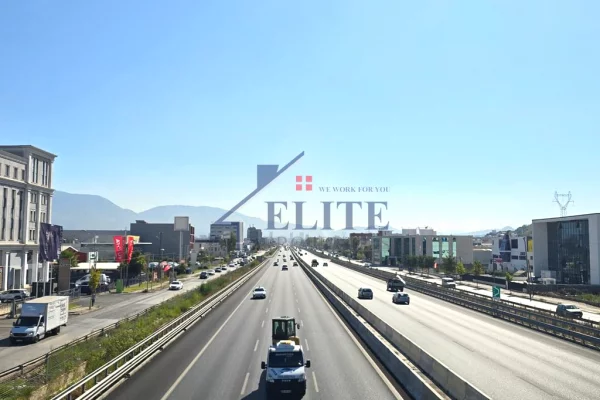 Ambient biznesi ne shitje 4+1 ne Tirane - 1,090,000 Euro