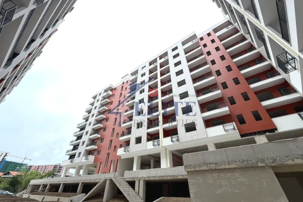 Shtepi ne shitje Apartament ne Tirane, 2+1, Mobilimi Bosh, pa mobiluar, Pagesa 134,485  Euro.