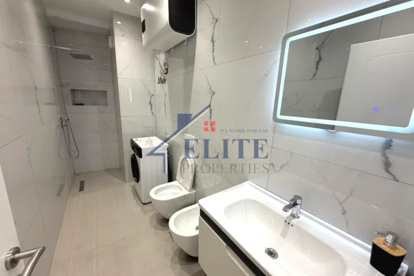 Shtepi ne shitje Apartament ne Tirane, 2+1, Mobilimi E mobiluar, Pagesa 240,000  Euro.