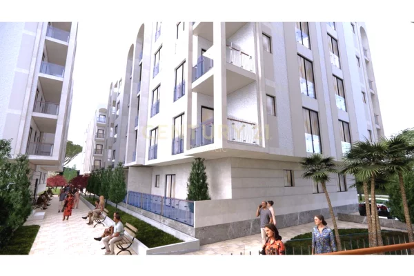Shtepi ne shitje Apartament ne Durres, 2+1, Mobilimi Bosh, pa mobiluar, Pagesa 102,000  Euro.
