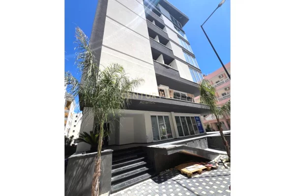 Shtepi ne shitje Apartament ne Durres, 1+1, Mobilimi Bosh, pa mobiluar, Pagesa 88,000  Euro.