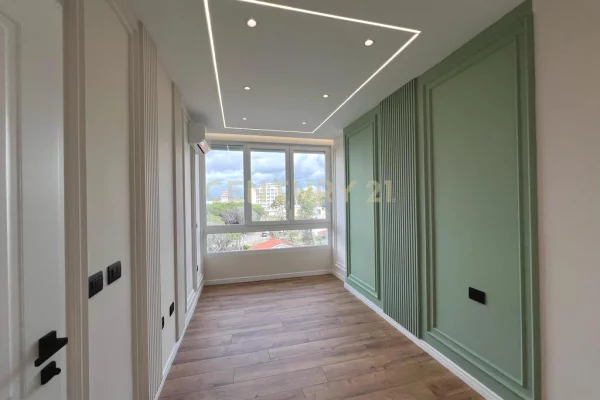 Shtepi ne shitje Apartament ne Durres, 2+1, Mobilimi Bosh, pa mobiluar, Pagesa 135,000  Euro.