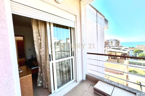 Shtepi ne shitje Apartament ne Durres, 2+1, Mobilimi E mobiluar, Pagesa 79,000  Euro.