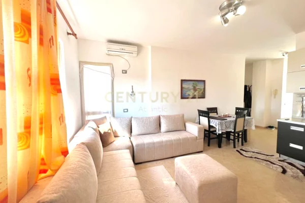 Shtepi ne shitje Apartament ne Durres, 2+1, Mobilimi E mobiluar, Pagesa 79,000  Euro.