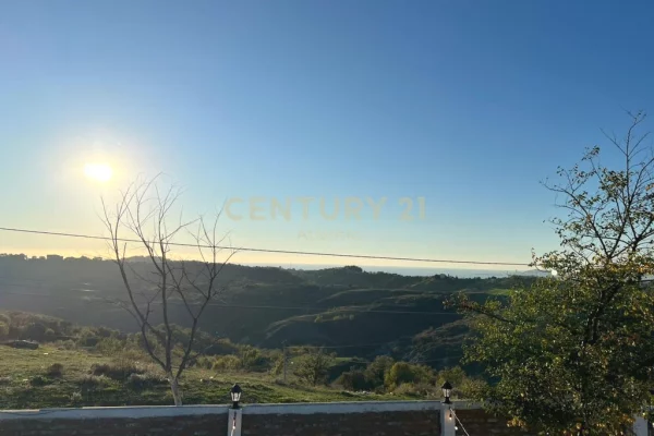 Shtepi ne shitje 2+1 ne Durres - 165,000 Euro