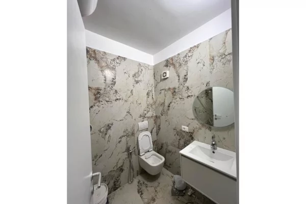 Shtepi ne shitje Apartament ne Durres, 1+1, Mobilimi E mobiluar, Pagesa 175,000  Euro.