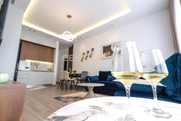 Shtepi ne shitje Apartament ne Durres, 1+1, Mobilimi E mobiluar, Pagesa 260,000  Euro.