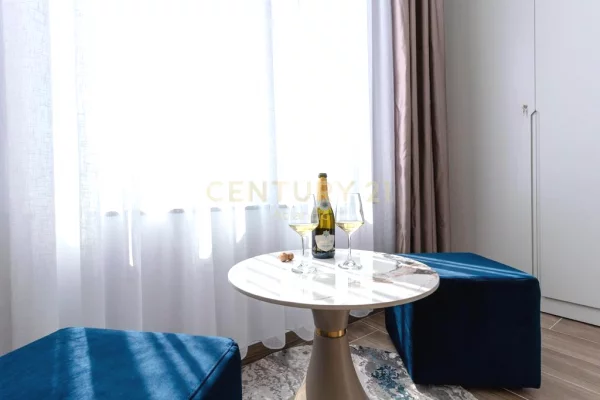 Shtepi ne shitje Apartament ne Durres, 1+1, Mobilimi E mobiluar, Pagesa 260,000  Euro.