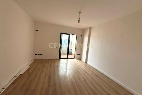 Shtepi ne shitje 2+1 ne Durres - 115,000 Euro
