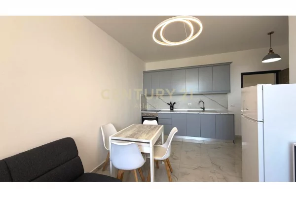 Shtepi ne shitje Apartament ne Durres, 1+1, Mobilimi E mobiluar, Pagesa 105,000  Euro.