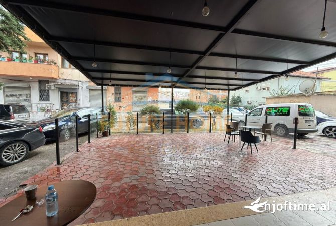 Ambiente Commerciale in Affitto 2+1 a Tirana - 1,100 Euro