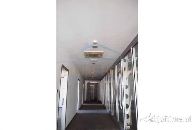 Business Property in Sale 4+1 in Tirana - 2,900,000 Euro