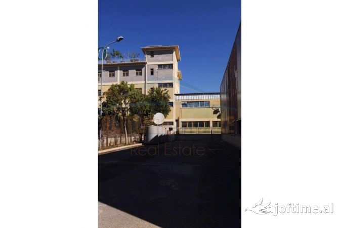 Business Property in Sale 4+1 in Tirana - 2,900,000 Euro