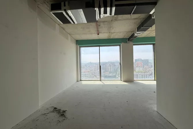 Business Property for Rent 1+1 in Tirana - 2,000 Euro