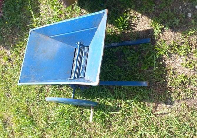 Materiale pure per kantine 