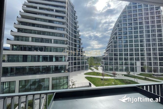 Ambiente Commerciale in Affitto 3+1 a Tirana - 1,000 Euro