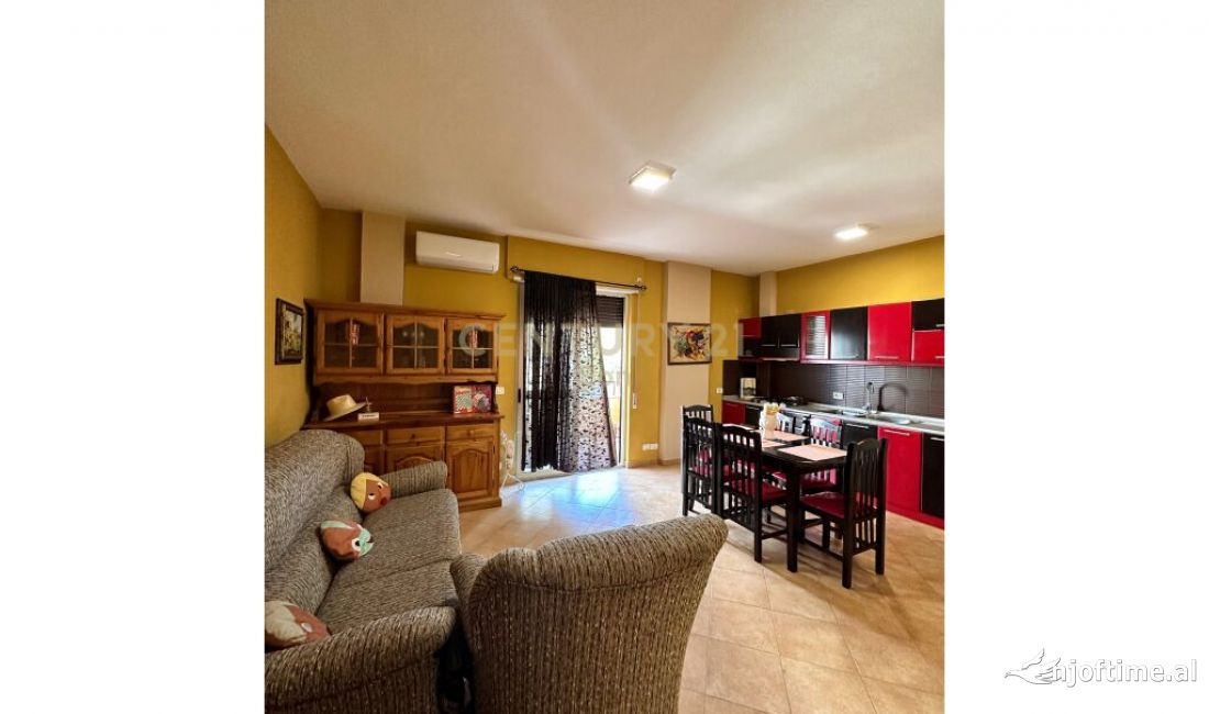 Appartamento in vendita a Durazzo 1+1, Arredato