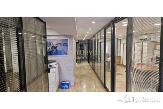 Business Property in Sale 1+1 in Tirana - 324,000 Euro