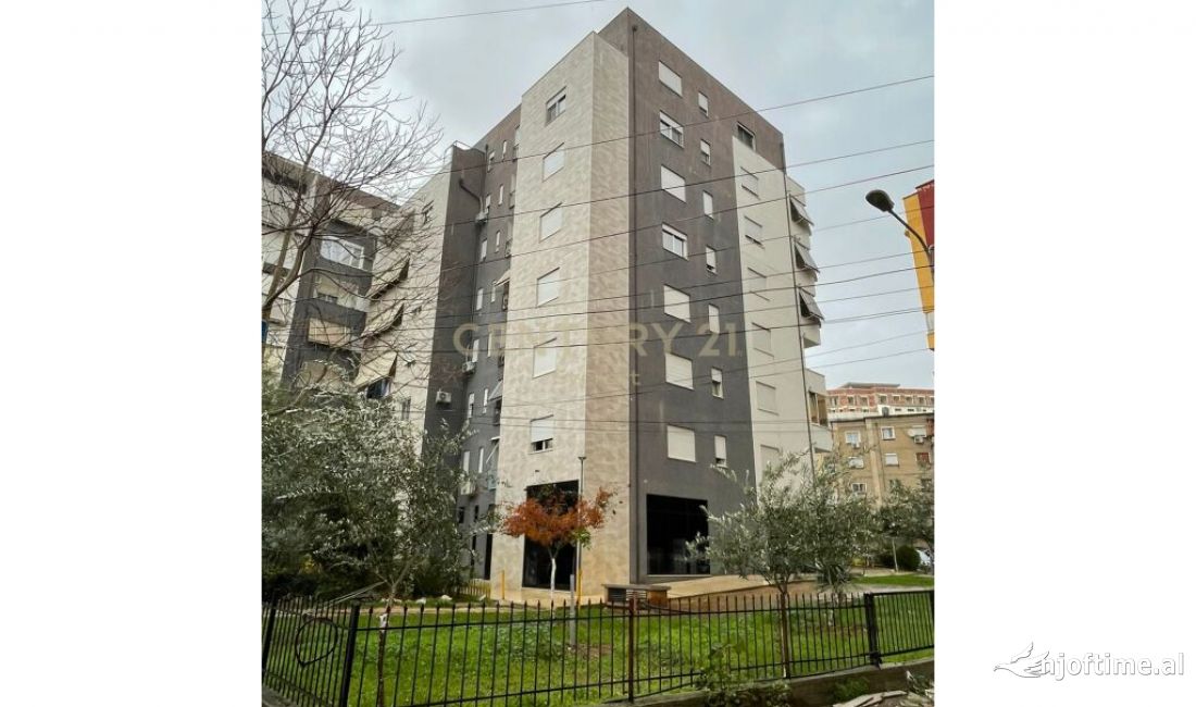 Appartamento in vendita a Tirana 2+1, Vuoto