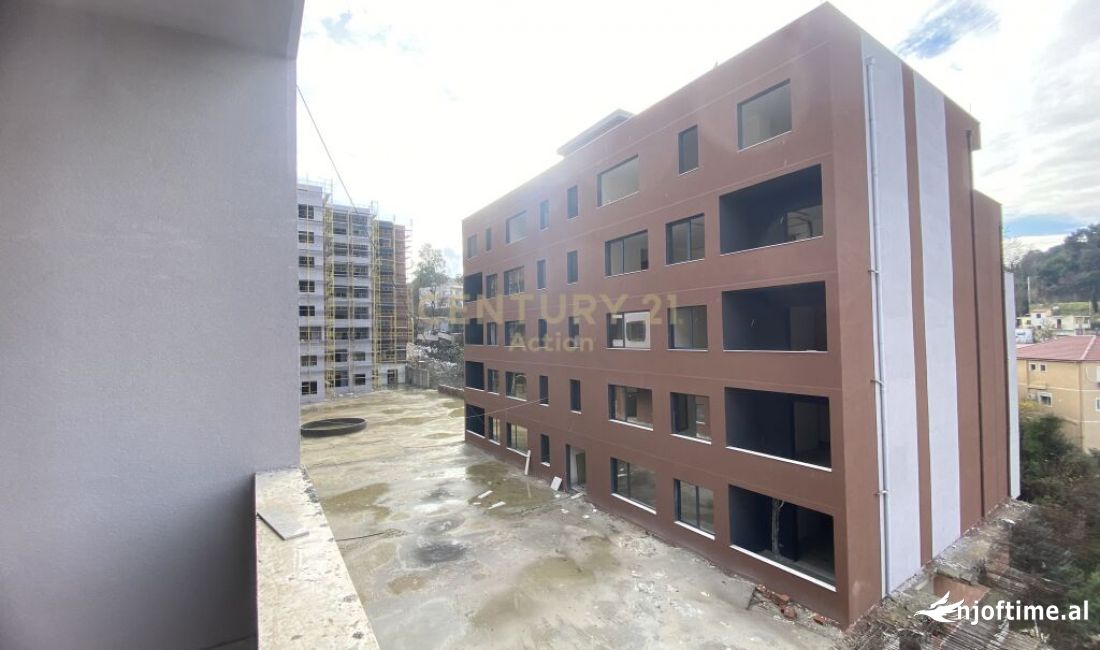 Appartamento in vendita a Tirana 2+1, Vuoto