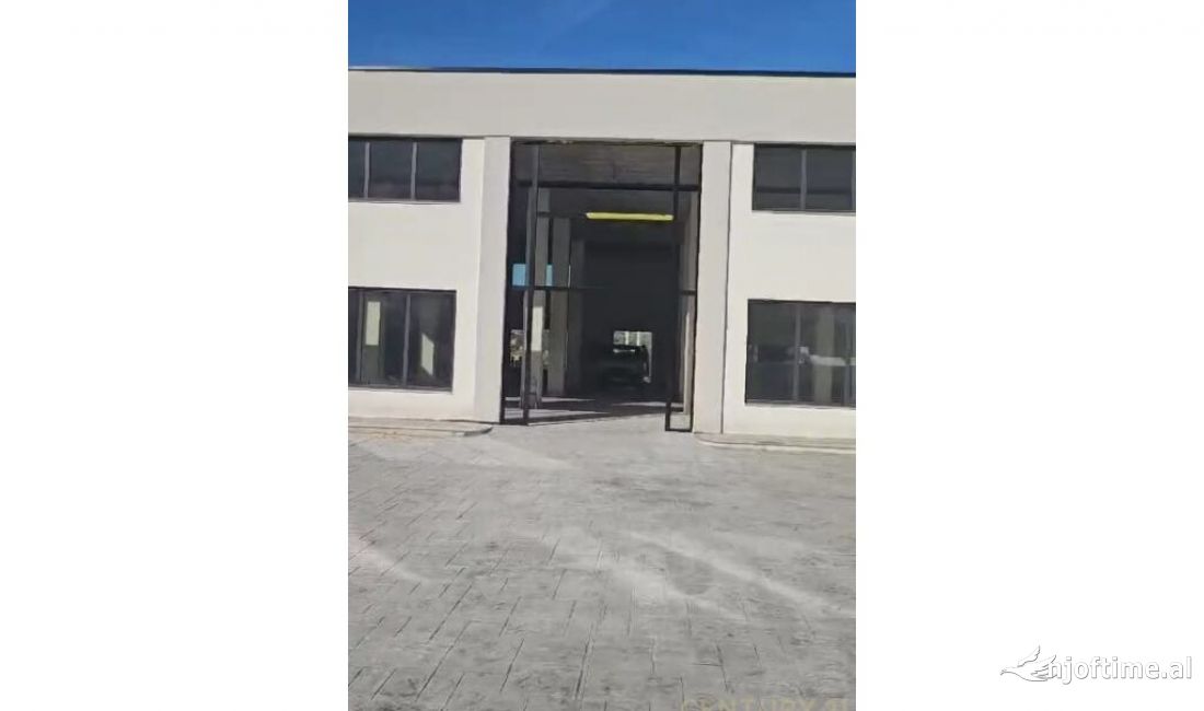 Shesim Ndertese/Magazine Ne Mullet