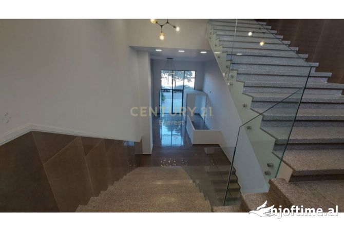 KOMPLEKSI ASL, SHESIM AMBIENT PER ZYRA