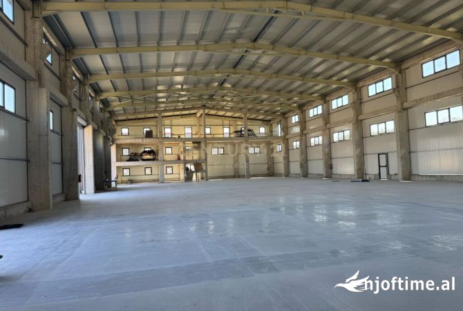 Ambient biznesi ne shitje 4+1 ne Tirane - 1,700,000 Euro