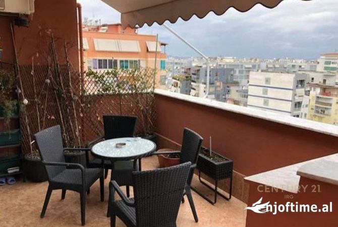 APARTAMENT 2+1+2 PER SHITJE TEK KIKA 1 KOMUNA E PARISIT!