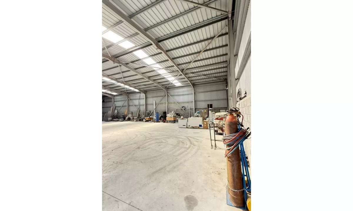 JEPET KAPANON ME QERA 630M2 , NE ROMANAT 