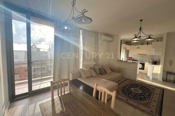 Shtepi ne shitje Apartament ne Tirane, 2+1, Mobilimi E mobiluar, Pagesa 149,000  Euro.