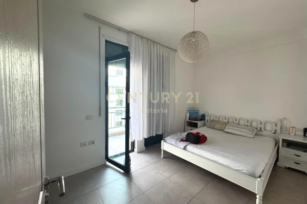 Shtepi ne shitje Apartament ne Tirane, 2+1, Mobilimi E mobiluar, Pagesa 149,000  Euro.