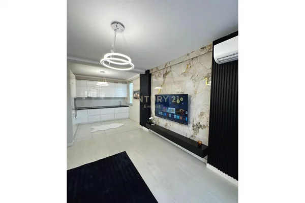 Shtepi ne shitje Apartament ne Tirane, 2+1, Mobilimi E mobiluar, Pagesa 155,000  Euro.