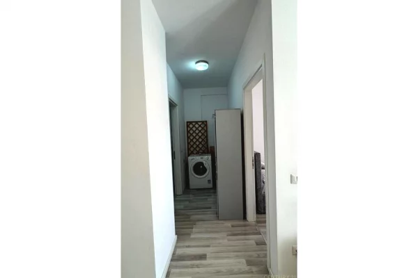 Shtepi ne shitje Apartament ne Tirane, 1+1, Mobilimi E mobiluar, Pagesa 135,000  Euro.