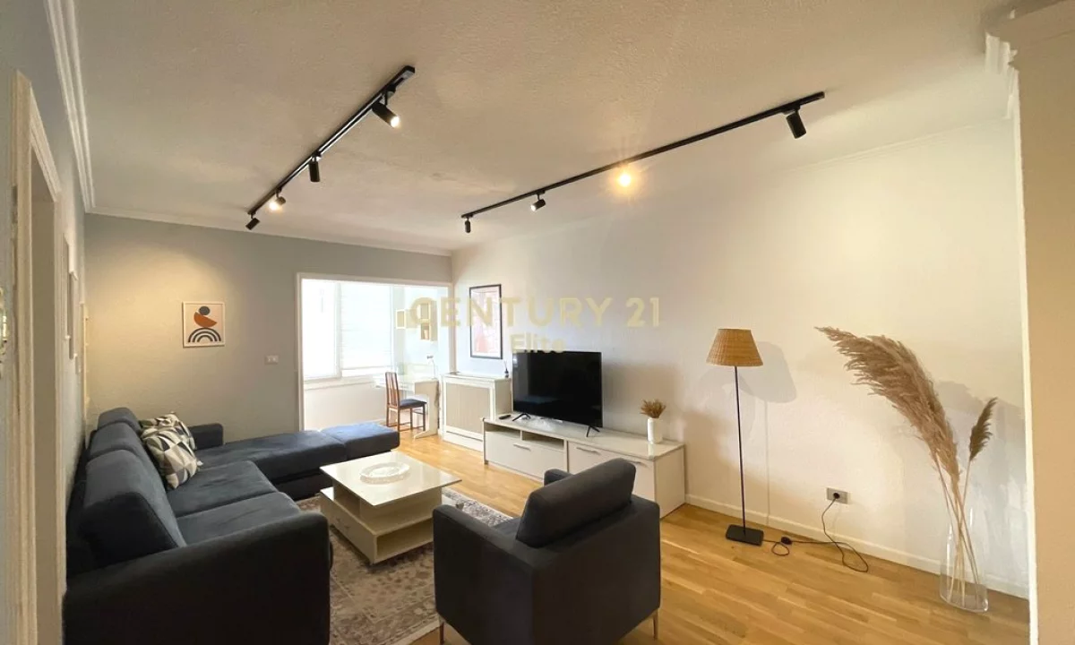 Shtepi me qera Apartament ne Tirane, 2+1, Mobilimi E mobiluar, Pagesa 750  Euro.