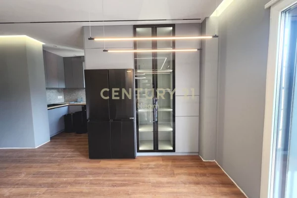 Shtepi ne shitje Apartament ne Tirane, 2+1, Mobilimi E mobiluar, Pagesa 260,000  Euro.