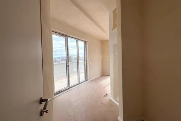 Shtepi ne shitje Apartament ne Tirane, 2+1, Mobilimi E mobiluar, Pagesa 150,000  Euro.