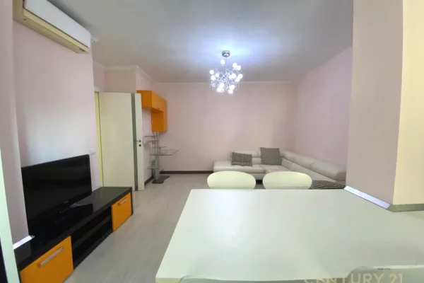 Shtepi ne shitje Apartament ne Tirane, 1+1, Mobilimi E mobiluar, Pagesa 140,000  Euro.
