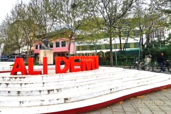 Shtepi ne shitje 1+1 ne Tirane - 115,000 Euro