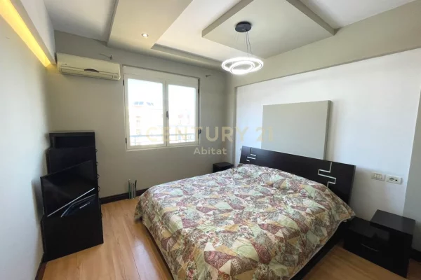 Shtepi ne shitje Apartament ne Tirane, 2+1, Mobilimi E mobiluar, Pagesa 157,000  Euro.