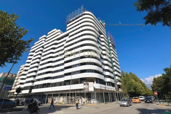Shtepi ne shitje Apartament ne Tirane, 1+1, Mobilimi Bosh, pa mobiluar, Pagesa 210,000  Euro.