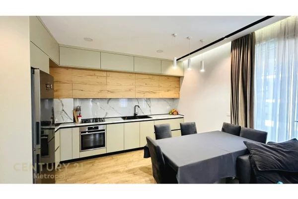 Shtepi ne shitje Apartament ne Tirane, 1+1, Mobilimi E mobiluar, Pagesa 199,000  Euro.