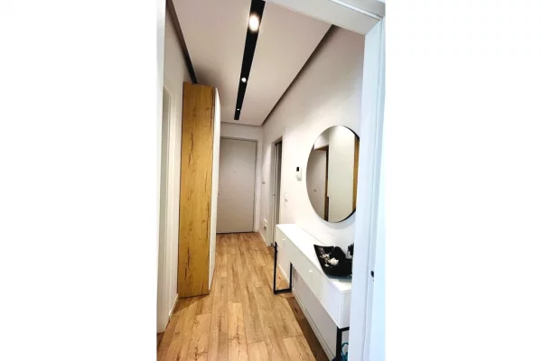 Shtepi ne shitje Apartament ne Tirane, 1+1, Mobilimi E mobiluar, Pagesa 199,000  Euro.