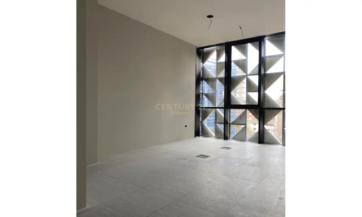 Jepet Zyra me Qira ne ish-Bllok