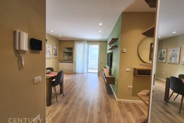 Shtepi me qera Apartament ne Tirane, 2+1, Mobilimi E mobiluar, Pagesa 1,000  Euro.