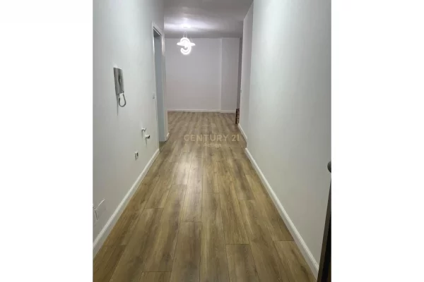 Shtepi ne shitje 1+1 ne Tirane - 120,000 Euro