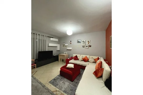 Shtepi ne shitje 2+1 ne Tirane - 165,000 Euro