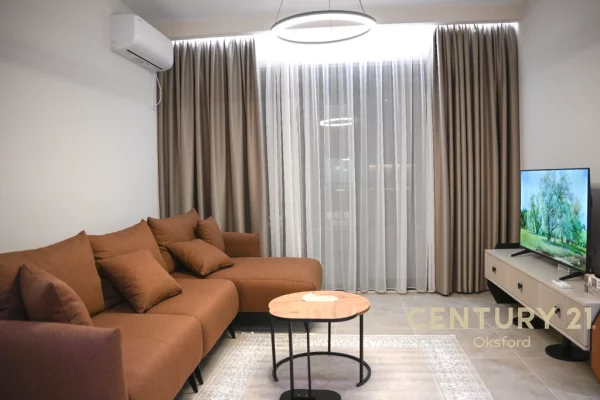 Appartamento in vendita a Tirana 2+1, Arredato