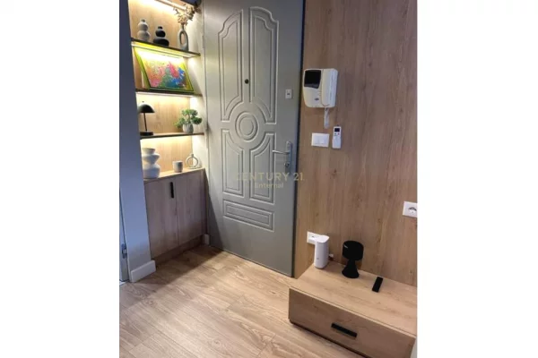 Shtepi me qera Apartament ne Tirane, Garsoniere, Mobilimi E mobiluar, Pagesa 600  Euro.