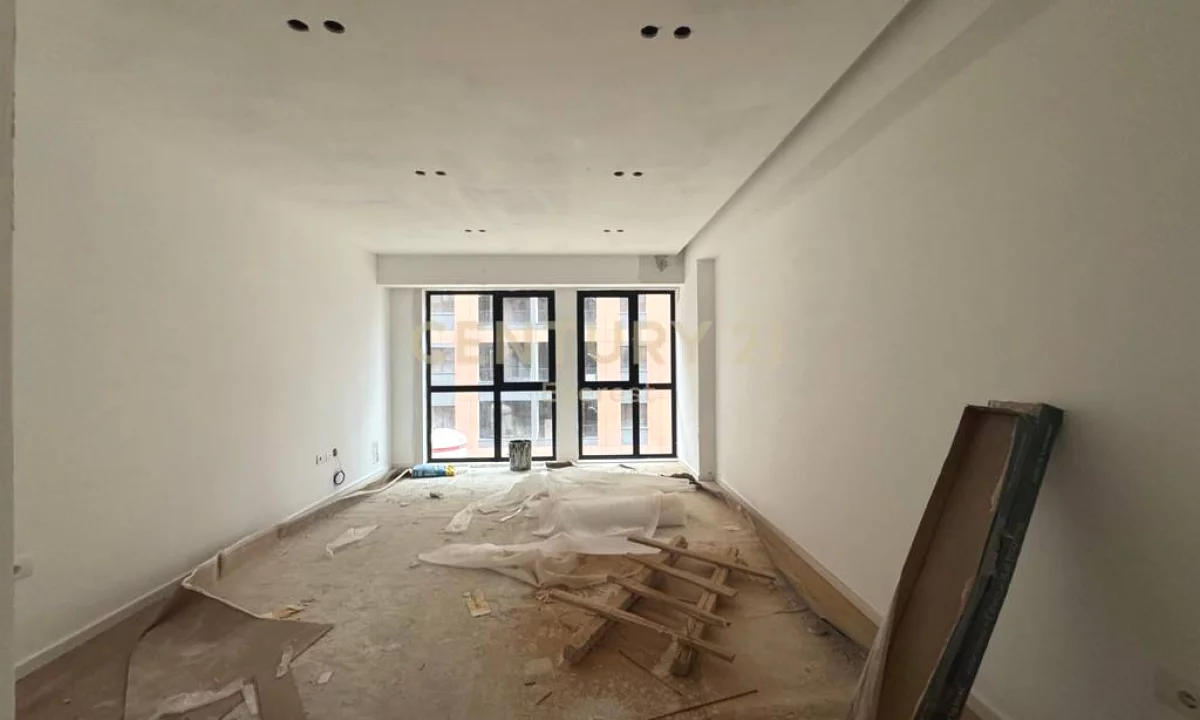 Appartamento in vendita a Tirana 1+1, Vuoto